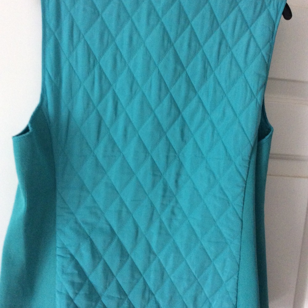 Vest - Picture 3 of 3